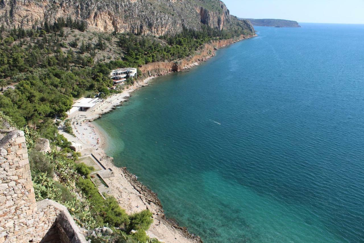 3 Bds-5Min. Walk To The Beach Толон Екстериор снимка