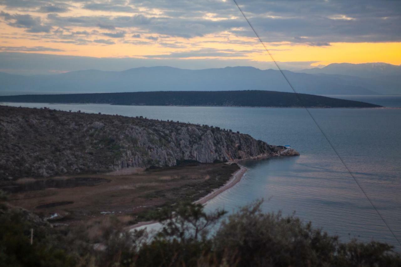 3 Bds-5Min. Walk To The Beach Толон Екстериор снимка